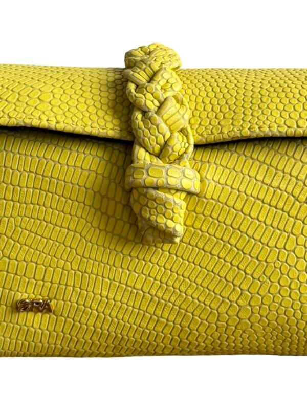 Nanya mini , chain attached strap
Yellow