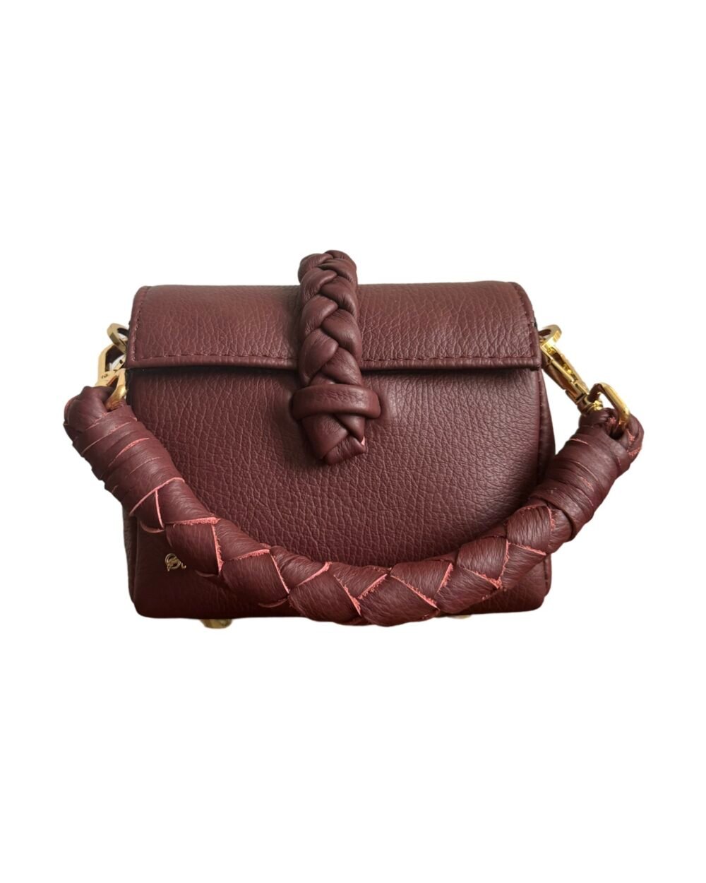 Nanya - Micro bag
With chain Name: The Nanya Bag Burgundy