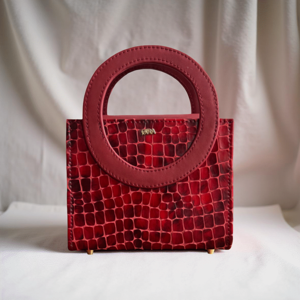 Oma , Mini,
Red