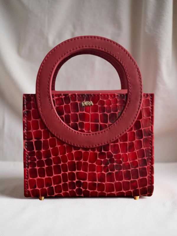 Oma , Mini,
Red