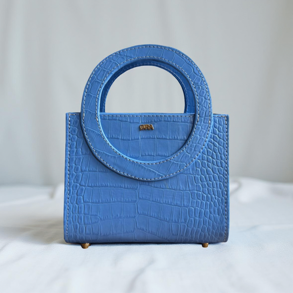 Oma Mini.
Light Blue