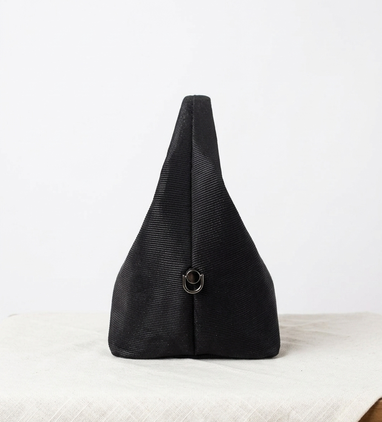 Nelo MIDI, Black ( second image , side view )