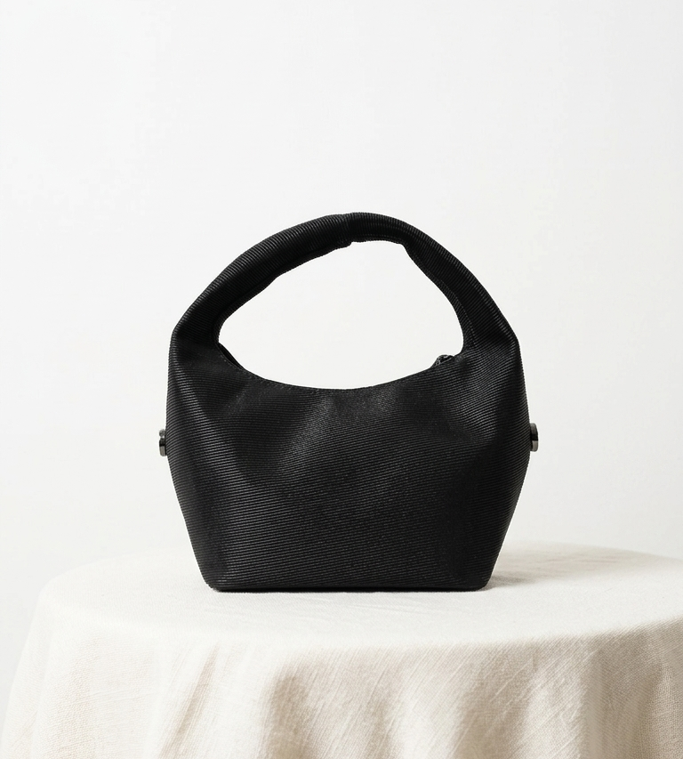 Nelo MIDI, black