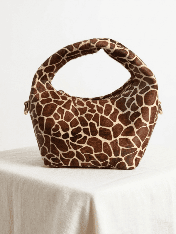 Nelo Mini | Hair-on -hide | Brown | Giraffe Print