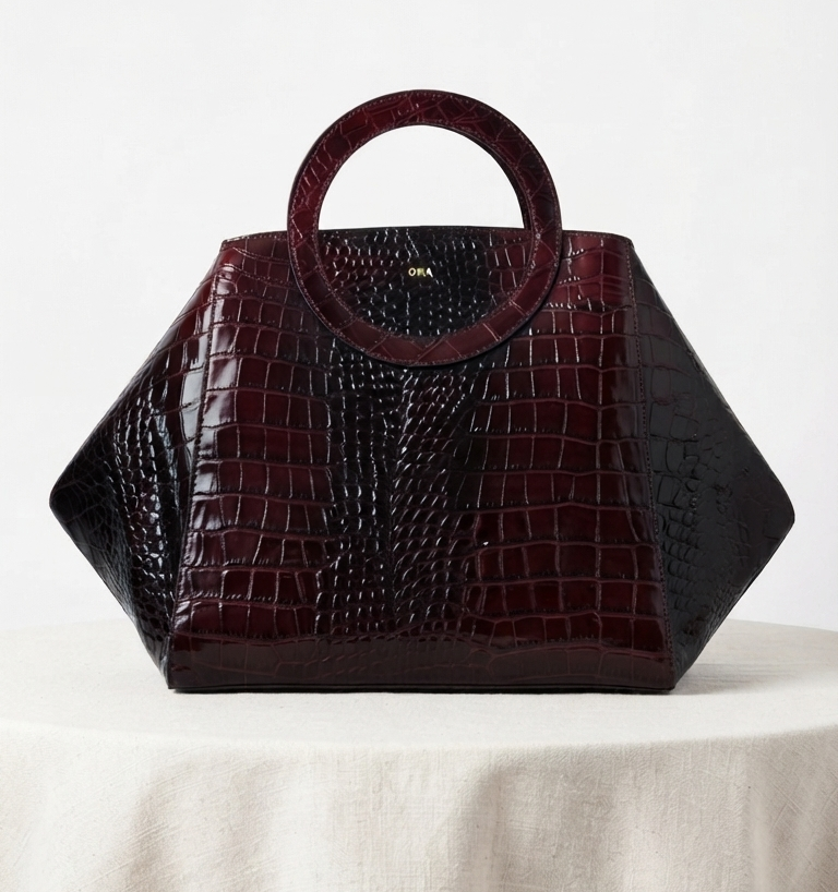 Nola Oversized | Black Oxblood | Bag Convertible Side Gussets - Image 2